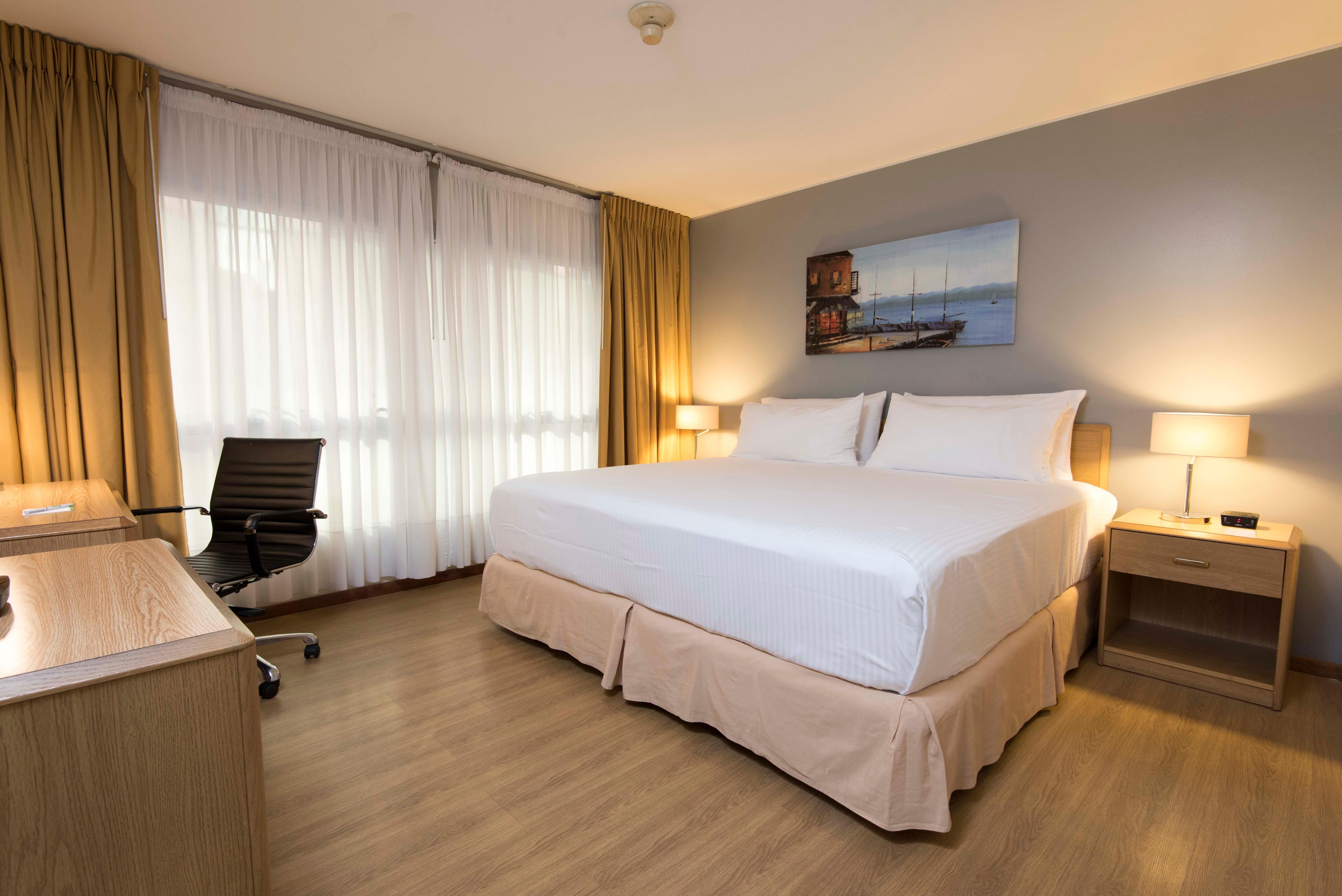 Holiday Inn Montevideo By Ihg מראה חיצוני תמונה