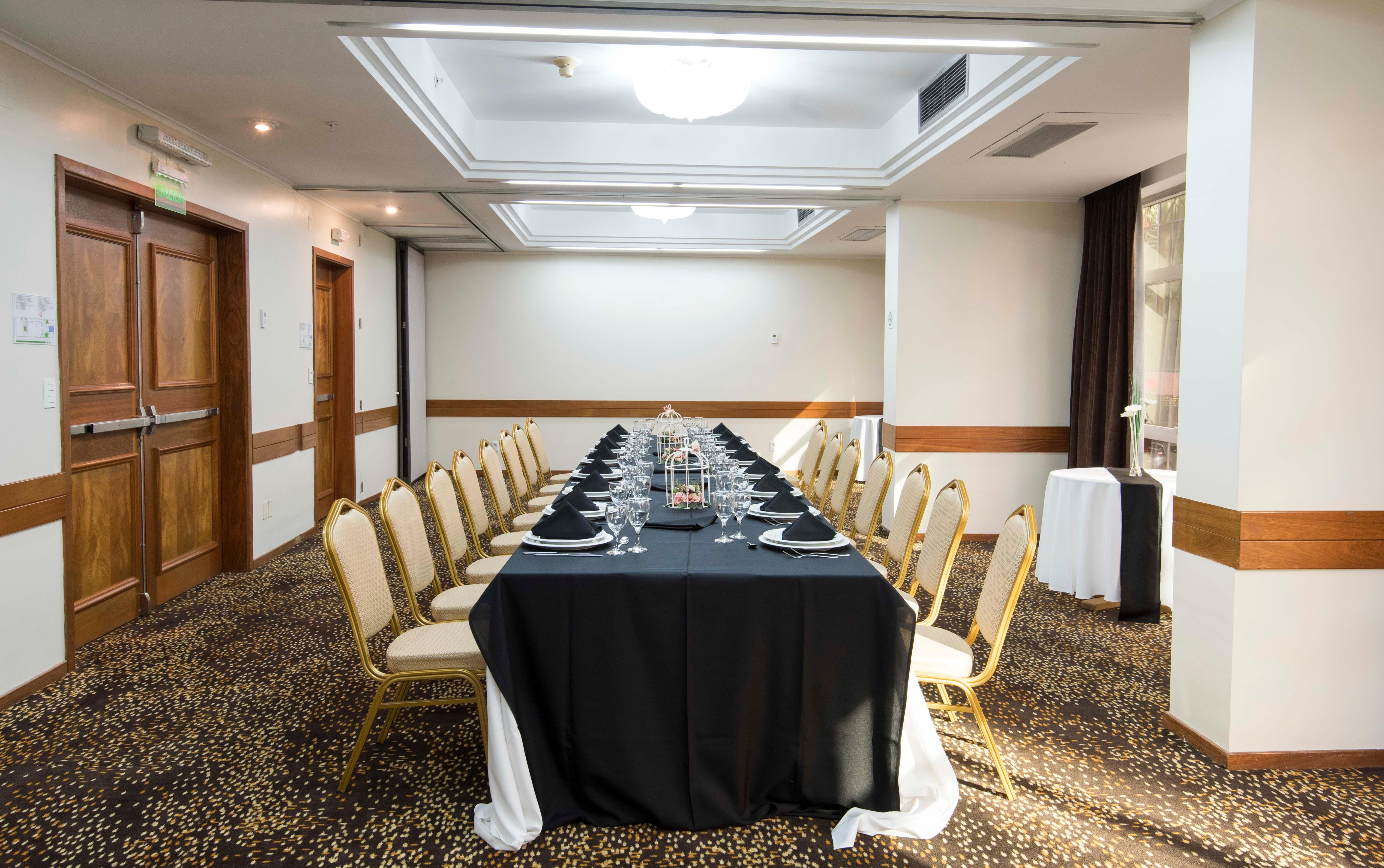 Holiday Inn Montevideo By Ihg מראה חיצוני תמונה