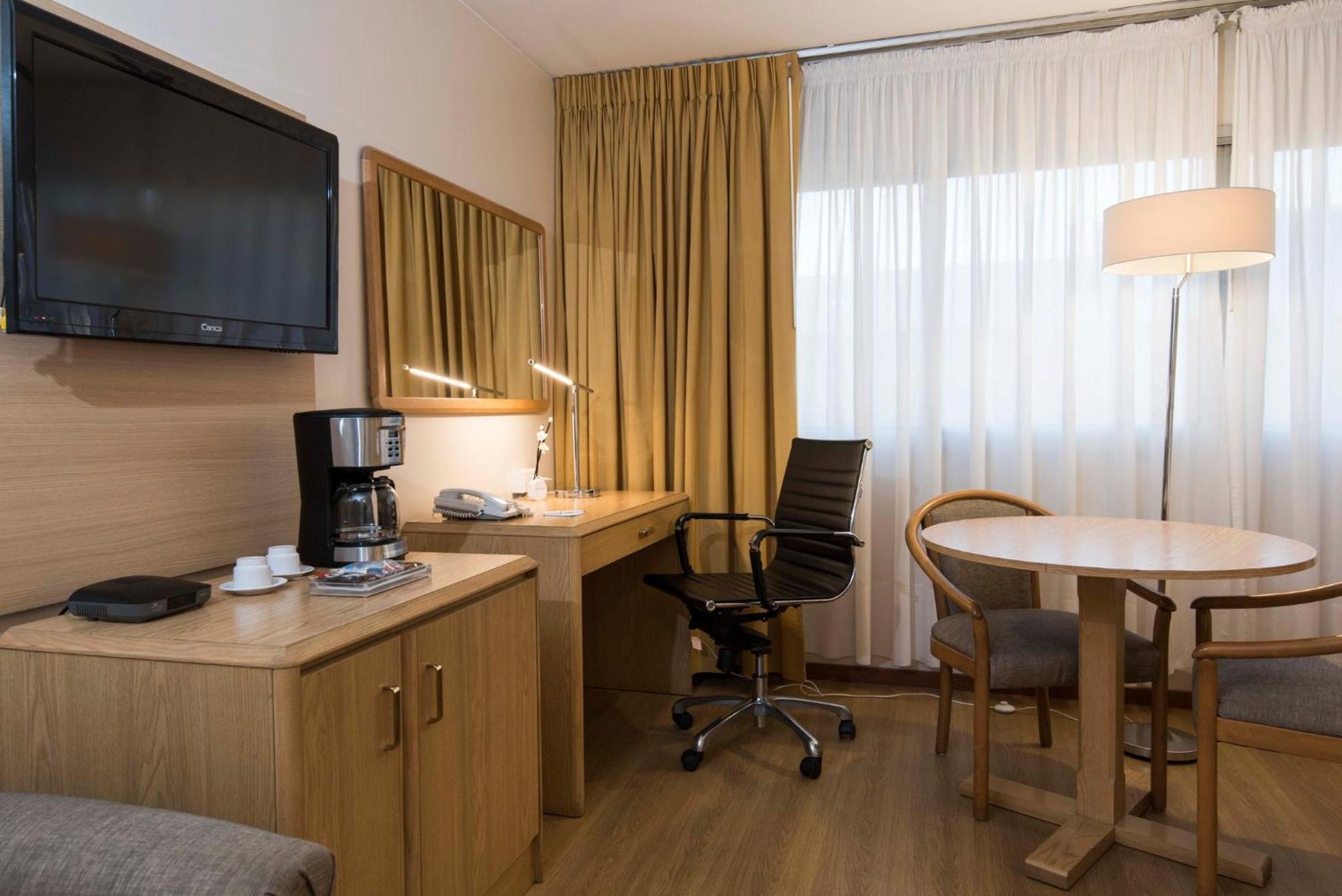 Holiday Inn Montevideo By Ihg מראה חיצוני תמונה
